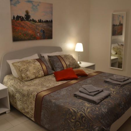 Residenze Principe Amedeo Hotell Bari Exteriör bild