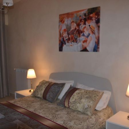 Residenze Principe Amedeo Hotell Bari Exteriör bild